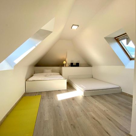 House Eden With Mountain Views Apartment Блед Екстериор снимка
