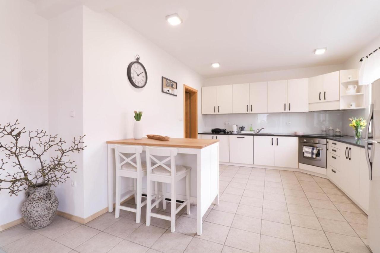 House Eden With Mountain Views Apartment Блед Екстериор снимка