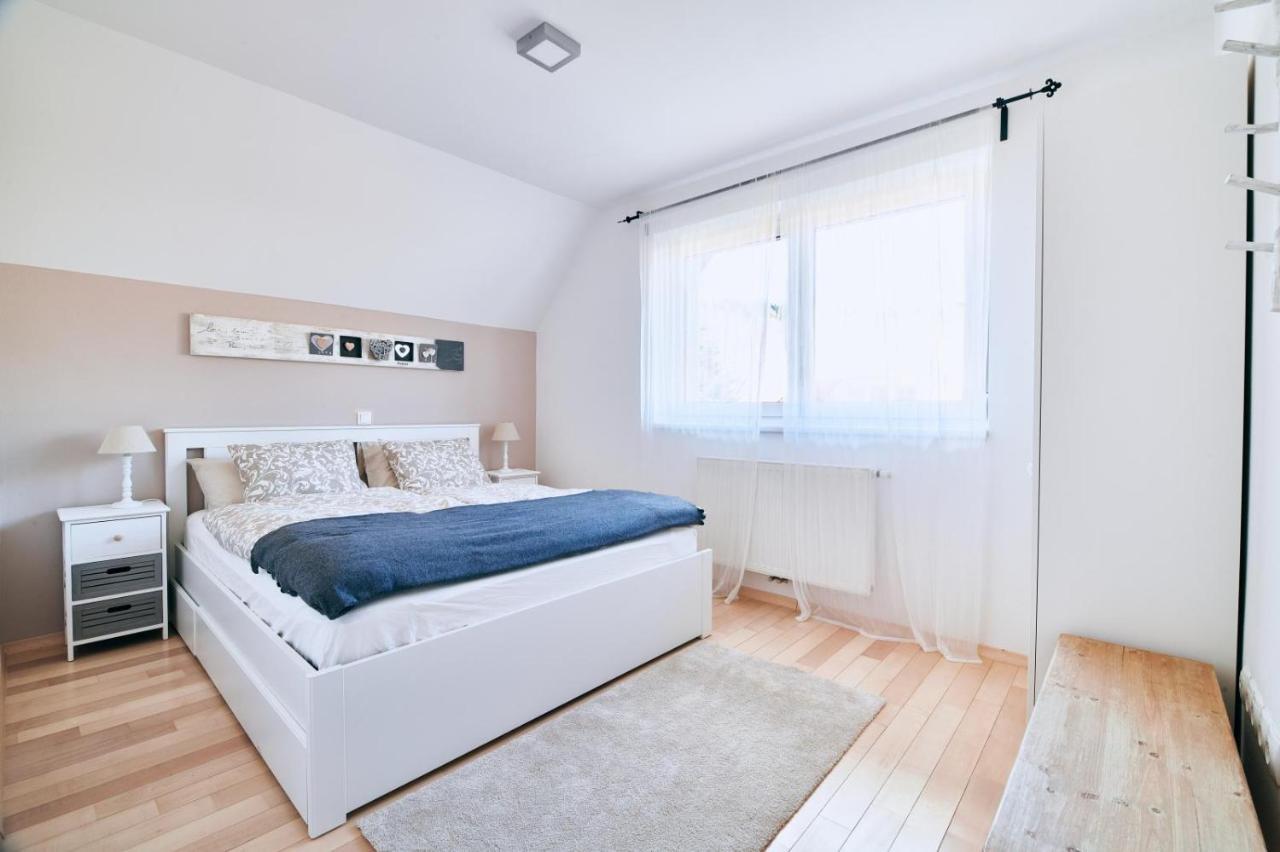 House Eden With Mountain Views Apartment Блед Екстериор снимка